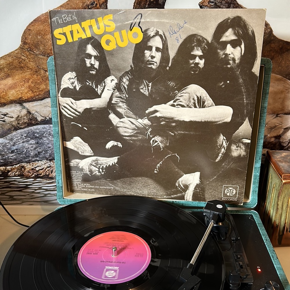 Vintage Status Quo Vinyl Record - Picture 1 of 12